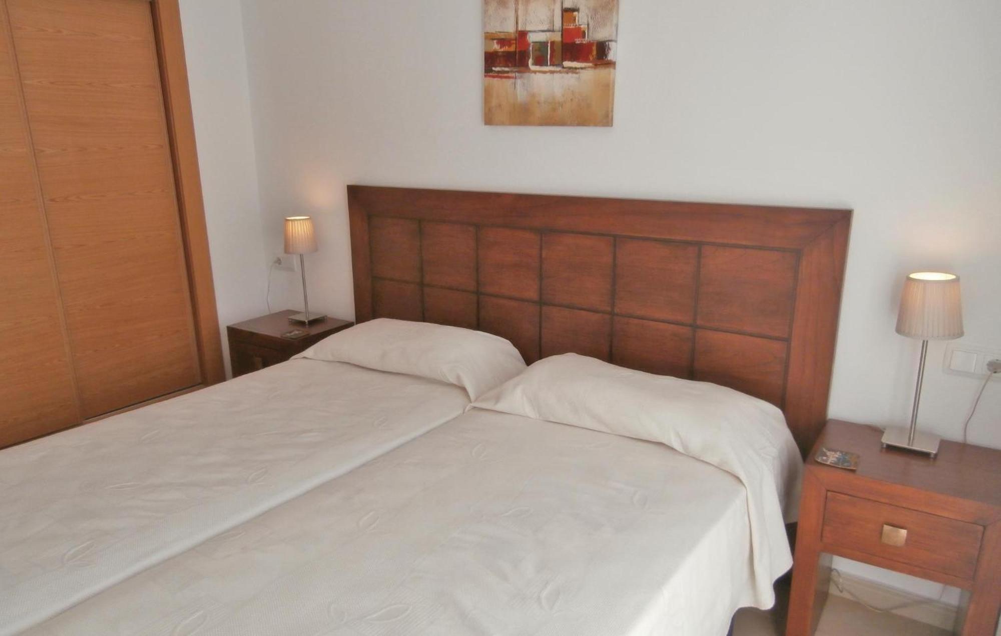 2 Bedroom Beautiful Apartment In Sucina Exterior foto