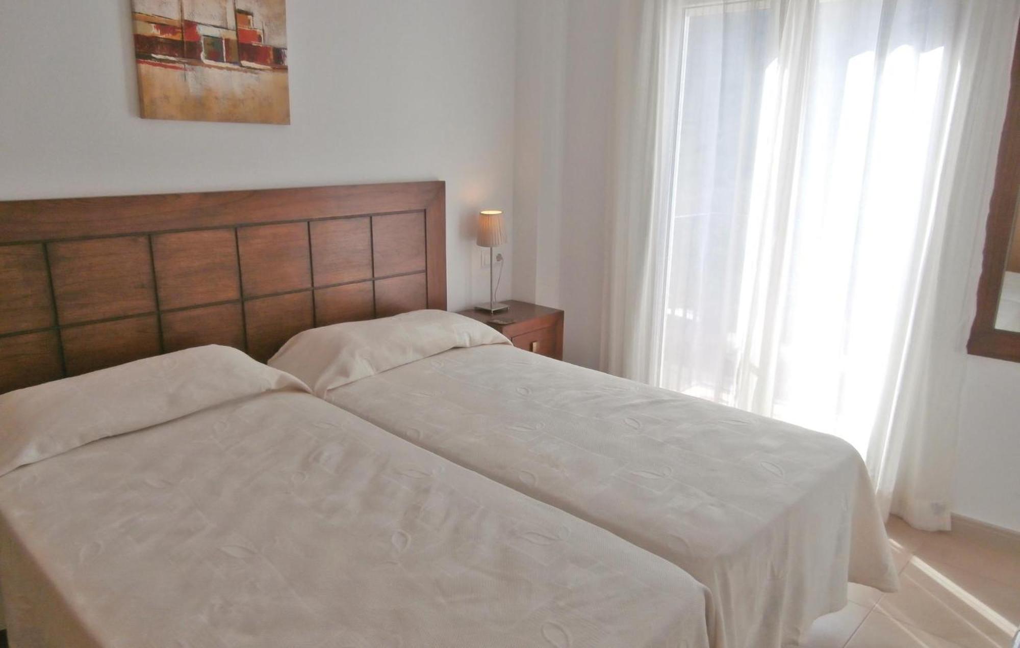 2 Bedroom Beautiful Apartment In Sucina Exterior foto